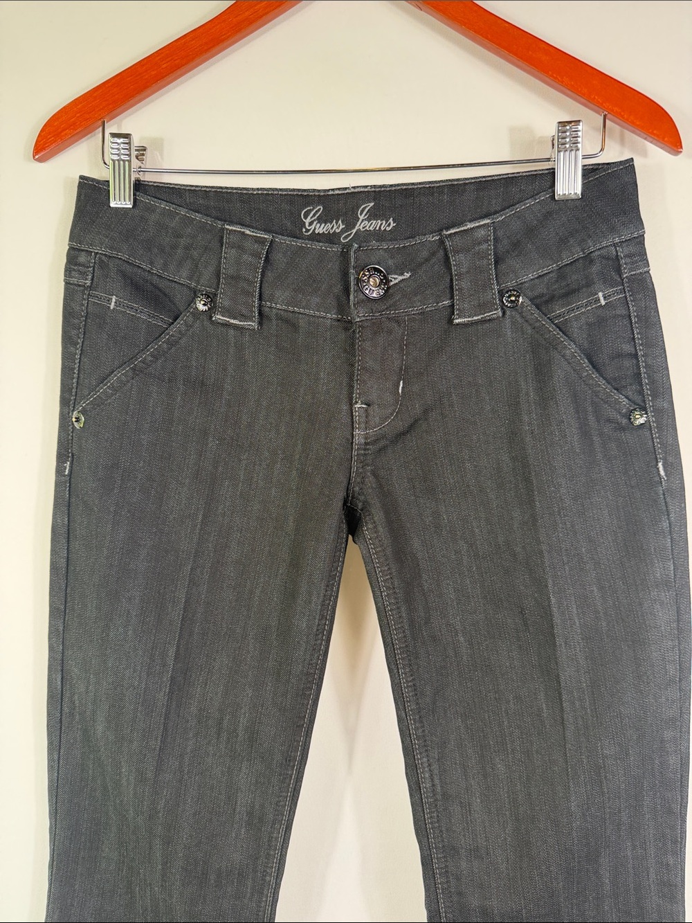 Guess Low Rise Black Boot Cut Jeans. Rhinestone Back Pockets. Womens Size 27 - Picture 6 of 8